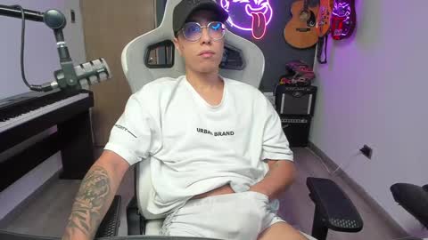 Snapshot of granxarma chatting on January 17, 7:08 am granxarma online show from January 17, 7:08 am