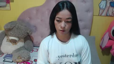 Snapshot of gray_sophiee chatting on May 20, 2:29 am Sophie Gray online show from May 20, 2:29 am