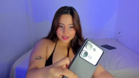Snapshot of grayceclark1 chatting on April 12, 1:54 am Grayce online show from April 12, 1:54 am