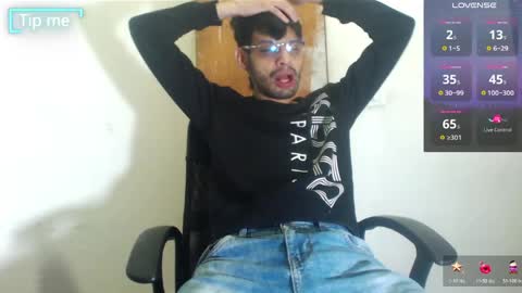 Snapshot of grayhorny chatting on May 17, 1:29 pm Gray online show from May 17, 1:29 pm
