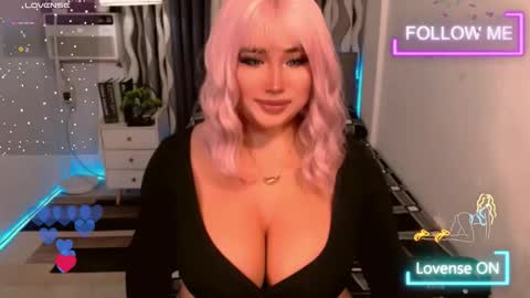 PAULATHEONE online show from February 16, 7:32 pm