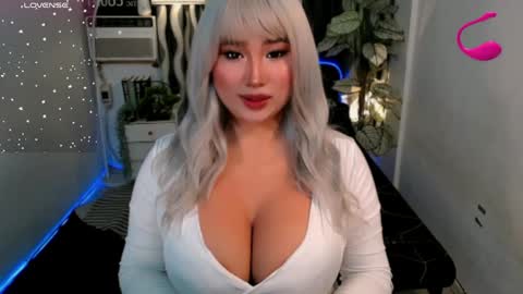 Snapshot of great_selfsuckerts chatting on May 4, 7:21 pm PAULATHEONE online show from May 4, 7:21 pm