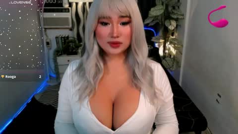 Snapshot of great_selfsuckerts chatting on May 11, 2:45 pm PAULATHEONE online show from May 11, 2:45 pm