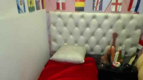 Snapshot of greatass_latina chatting on June 26, 11:25 am greatass_latina online show from June 26, 11:25 am