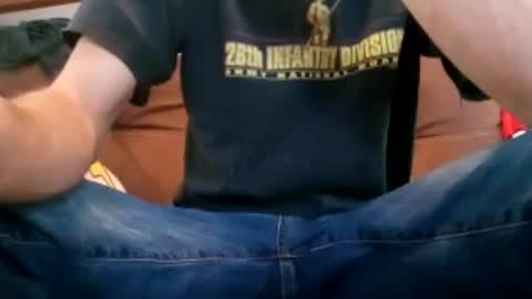 Snapshot of greenbastard78 chatting on June 18, 2:21 pm greenbastard78 online show from June 18, 2:21 pm