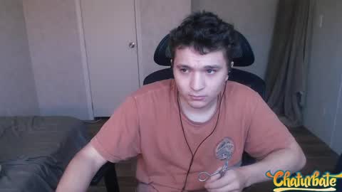 greendynomite_04 online show from May 1, 6:45 pm