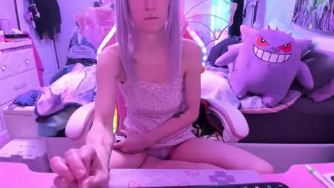 GreenEyedLovexo online show from February 14, 8:48 pm