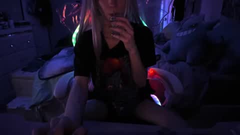 GreenEyedLovexo online show from February 24, 5:22 am