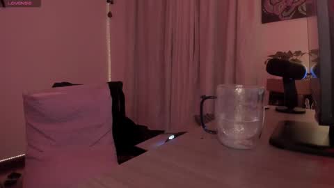 Snapshot of greenwine_gh chatting on November 29, 3:09 am Medussa online show from November 29, 3:09 am