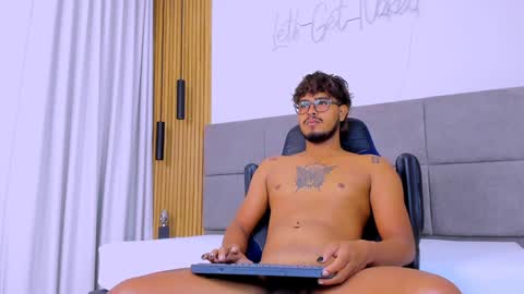 Gregori online show from January 3, 1:47 pm