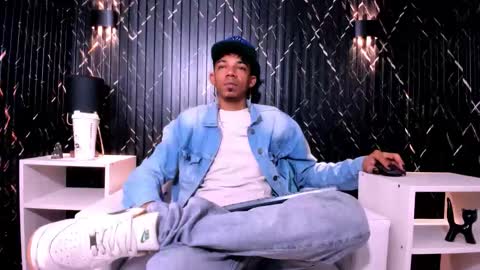 GregorySforza online show from October 28, 12:19 pm