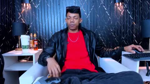 GregorySforza online show from November 20, 12:16 pm