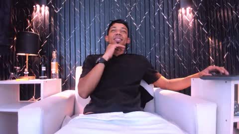 GregorySforza online show from February 13, 9:11 pm