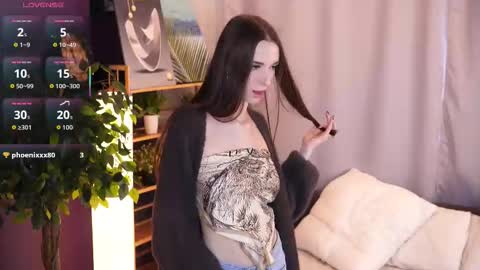 Ivy online show from November 2, 3:20 am