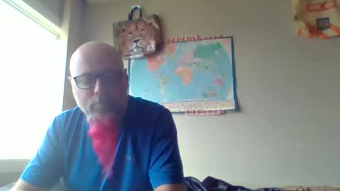 Snapshot of gregrev chatting on May 11, 1:22 am gregrev online show from May 11, 1:22 am
