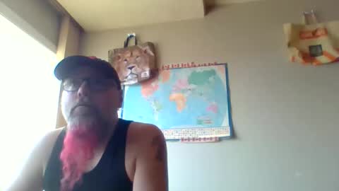 Snapshot of gregrev chatting on May 19, 1:00 am gregrev online show from May 19, 1:00 am