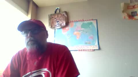 Snapshot of gregrev chatting on May 26, 1:34 am gregrev online show from May 26, 1:34 am