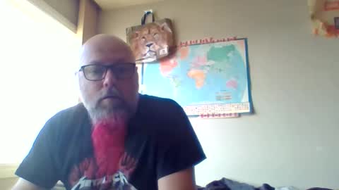 Snapshot of gregrev chatting on May 27, 1:35 am gregrev online show from May 27, 1:35 am