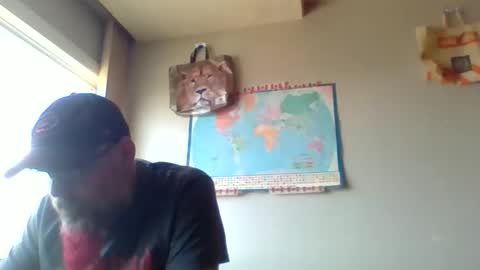 Snapshot of gregrev chatting on May 29, 12:08 am gregrev online show from May 29, 12:08 am