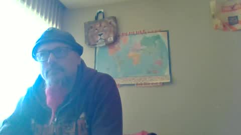 Snapshot of gregrev chatting on June 13, 11:13 pm gregrev online show from June 13, 11:13 pm