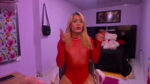 Snapshot of greichellsecret__ chatting on July 6, 3:36 pm graichell online show from July 6, 3:36 pm