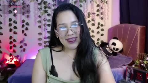 Snapshot of greta_ass chatting on February 5, 10:25 pm GRETA lest play MAR online show from February 5, 10:25 pm