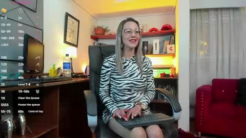 Snapshot of greta_voss chatting on May 14, 8:37 pm greta_voss online show from May 14, 8:37 pm
