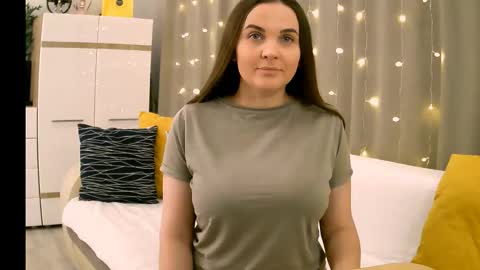 Snapshot of gretagrant chatting on October 27, 2:59 am GretaGrant online show from October 27, 2:59 am