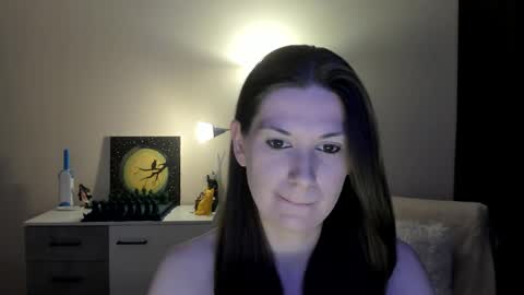 Snapshot of gretamiln chatting on October 22, 7:35 pm Greta online show from October 22, 7:35 pm