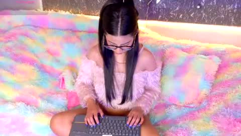 Snapshot of gretel_streit chatting on July 8, 3:22 am Gretel online show from July 8, 3:22 am