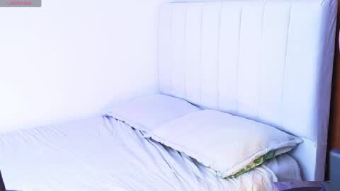Snapshot of gretta_lane chatting on May 11, 3:18 pm Jenny online show from May 11, 3:18 pm