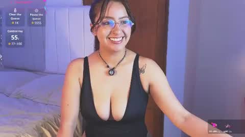Snapshot of gretta_lane chatting on June 12, 9:57 pm Jenny online show from June 12, 9:57 pm