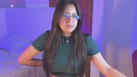 Snapshot of gretta_lane chatting on June 14, 11:29 pm Jenny online show from June 14, 11:29 pm