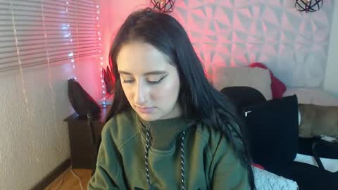 Snapshot of gretta_n_dannie chatting on December 31, 3:23 am Gretta n dannie online show from December 31, 3:23 am