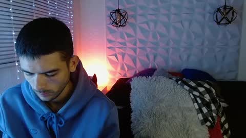 Snapshot of gretta_n_dannie chatting on January 21, 7:37 am Gretta n dannie online show from January 21, 7:37 am