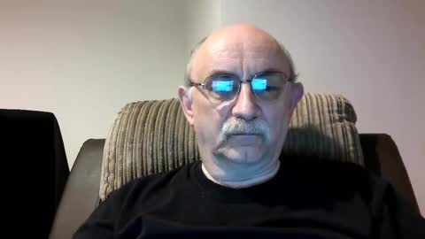 Snapshot of grey_dom chatting on December 1, 7:47 pm Master Sir online show from December 1, 7:47 pm