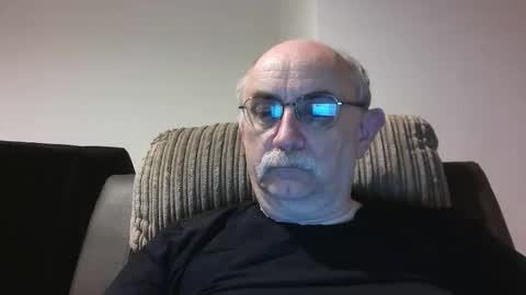 Snapshot of grey_dom chatting on October 3, 8:06 pm Master Sir online show from October 3, 8:06 pm