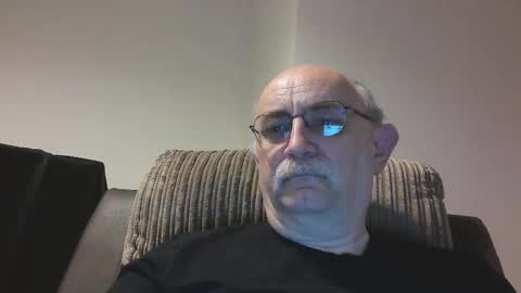 Snapshot of grey_dom chatting on October 13, 10:32 pm Master Sir online show from October 13, 10:32 pm