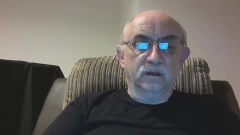 Snapshot of grey_dom chatting on October 15, 10:10 pm Master Sir online show from October 15, 10:10 pm