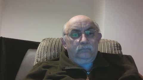 Snapshot of grey_dom chatting on January 18, 12:36 am Master Sir online show from January 18, 12:36 am