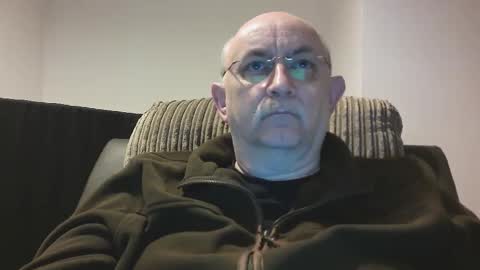 Snapshot of grey_dom chatting on February 7, 11:58 am Master Sir online show from February 7, 11:58 am