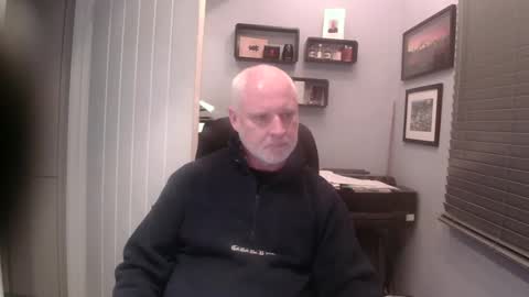 greyfox_6000 online show from January 5, 6:24 am