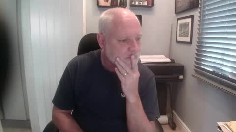 greyfox_6000 online show from March 10, 11:53 am