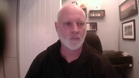 greyfox_6000 online show from February 19, 3:41 pm