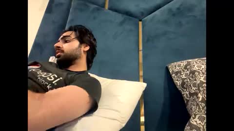 Snapshot of greymen2020 chatting on February 25, 7:34 pm greymen2020 online show from February 25, 7:34 pm