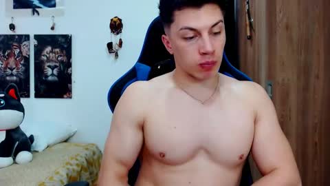 griego01 online show from December 2, 9:06 pm