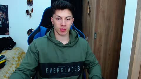 griego01 online show from December 28, 1:50 am