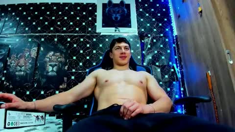 Snapshot of griego01 chatting on May 22, 5:47 am griego01 online show from May 22, 5:47 am