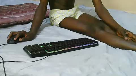 Snapshot of grillzhotz chatting on July 6, 7:38 pm grillzhotz online show from July 6, 7:38 pm