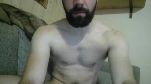 grimpeurdu74 online show from December 14, 11:09 pm